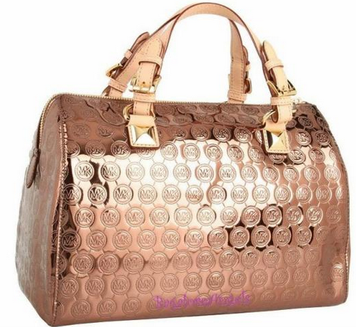 Lisa Vanderpump Gives Kyle Richards Handbag After Home Burglary