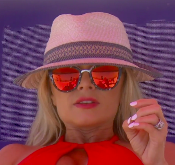 Tamra Judge's Red Mirrored Sunglasses | Big Blonde Hair