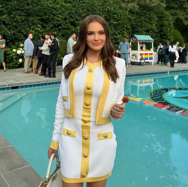 Meredith Marks' White and Yellow Button Front Dress Set
